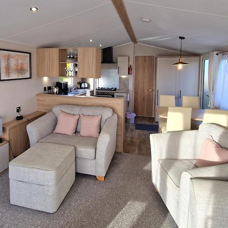 Amor, West Sands Holiday Park, 塞尔西 外观 照片