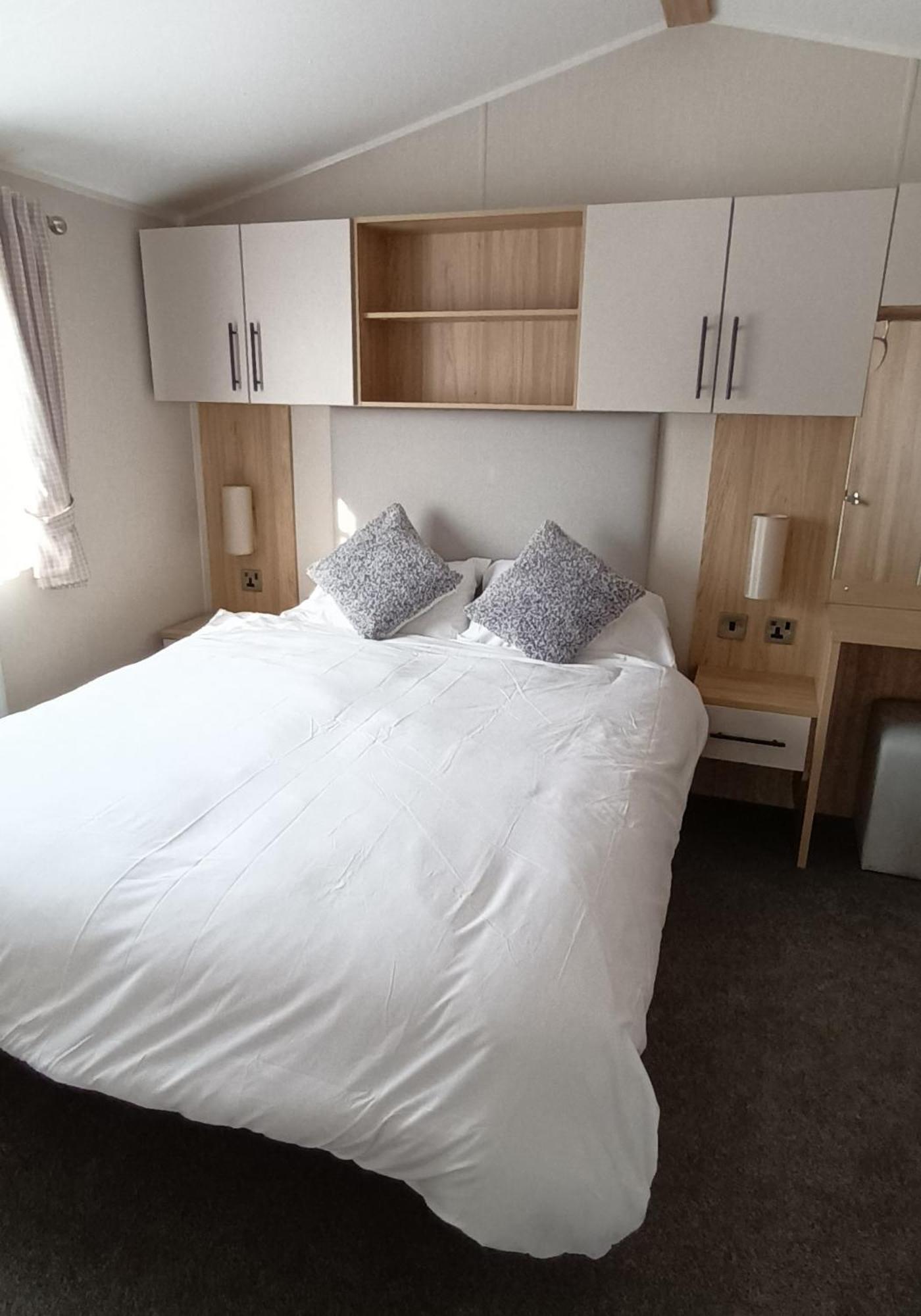 Amor, West Sands Holiday Park, 塞尔西 外观 照片